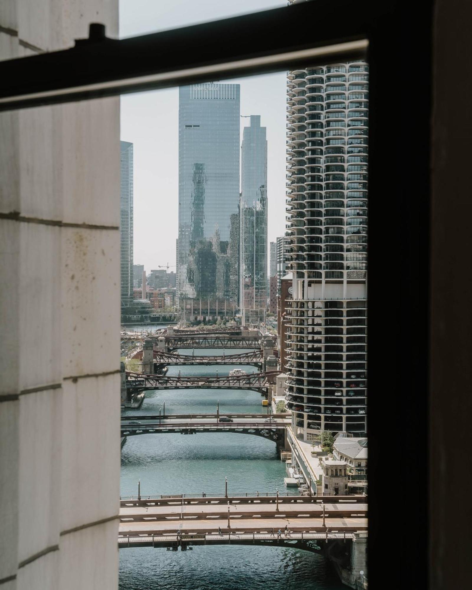 Club Quarters Hotel Wacker At Michigan, Chicago Bagian luar foto