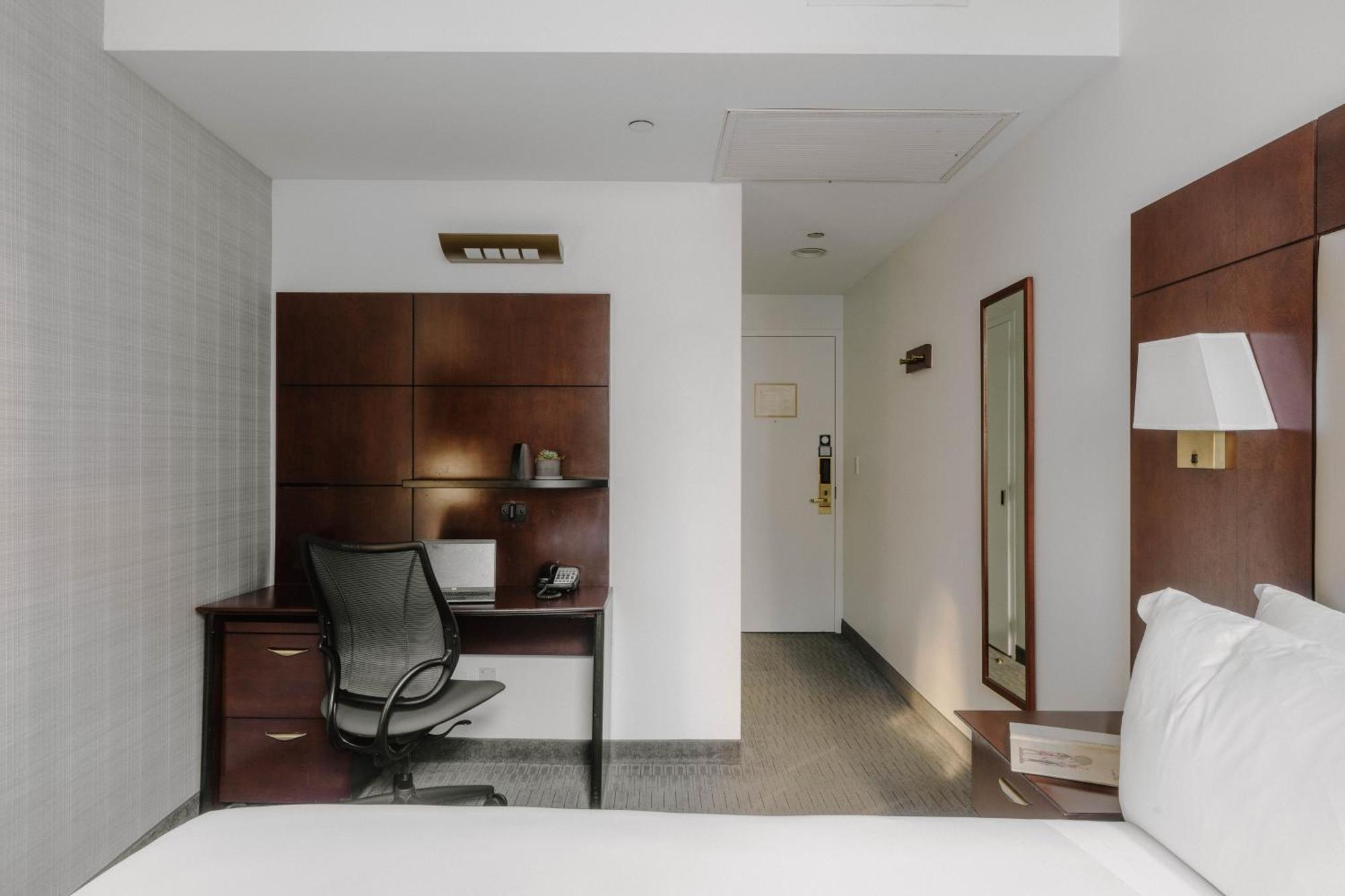 Club Quarters Hotel Wacker At Michigan, Chicago Bagian luar foto